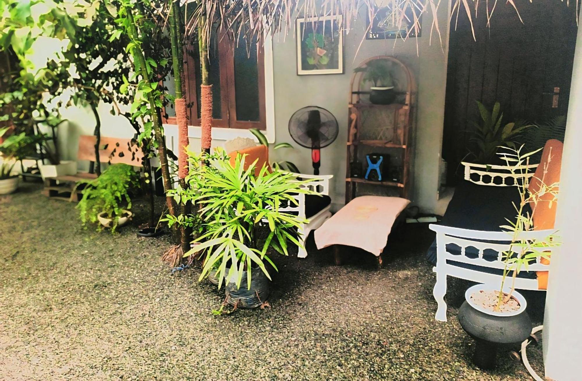 Inside * Weligama