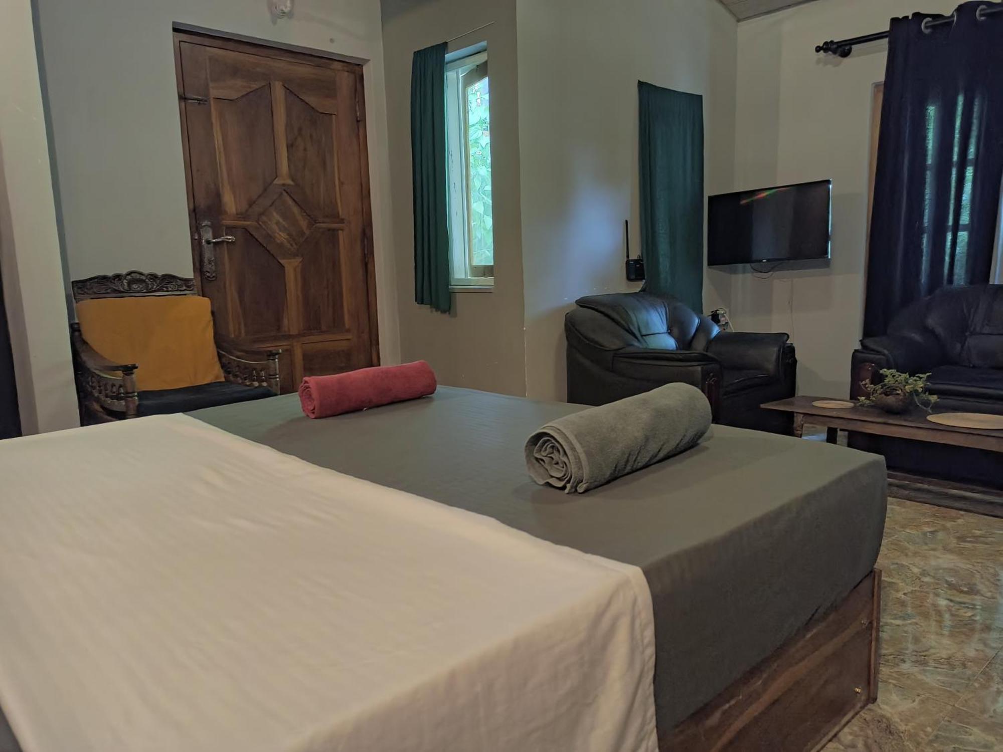 Inside * Weligama